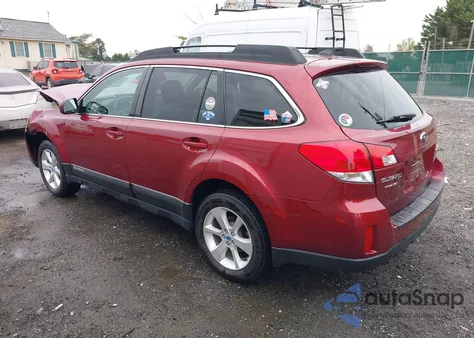 2014 Subaru Outback 2.5I Premium z USA, uszkodzony, nr VIN 4S4BRCCCXE1234553